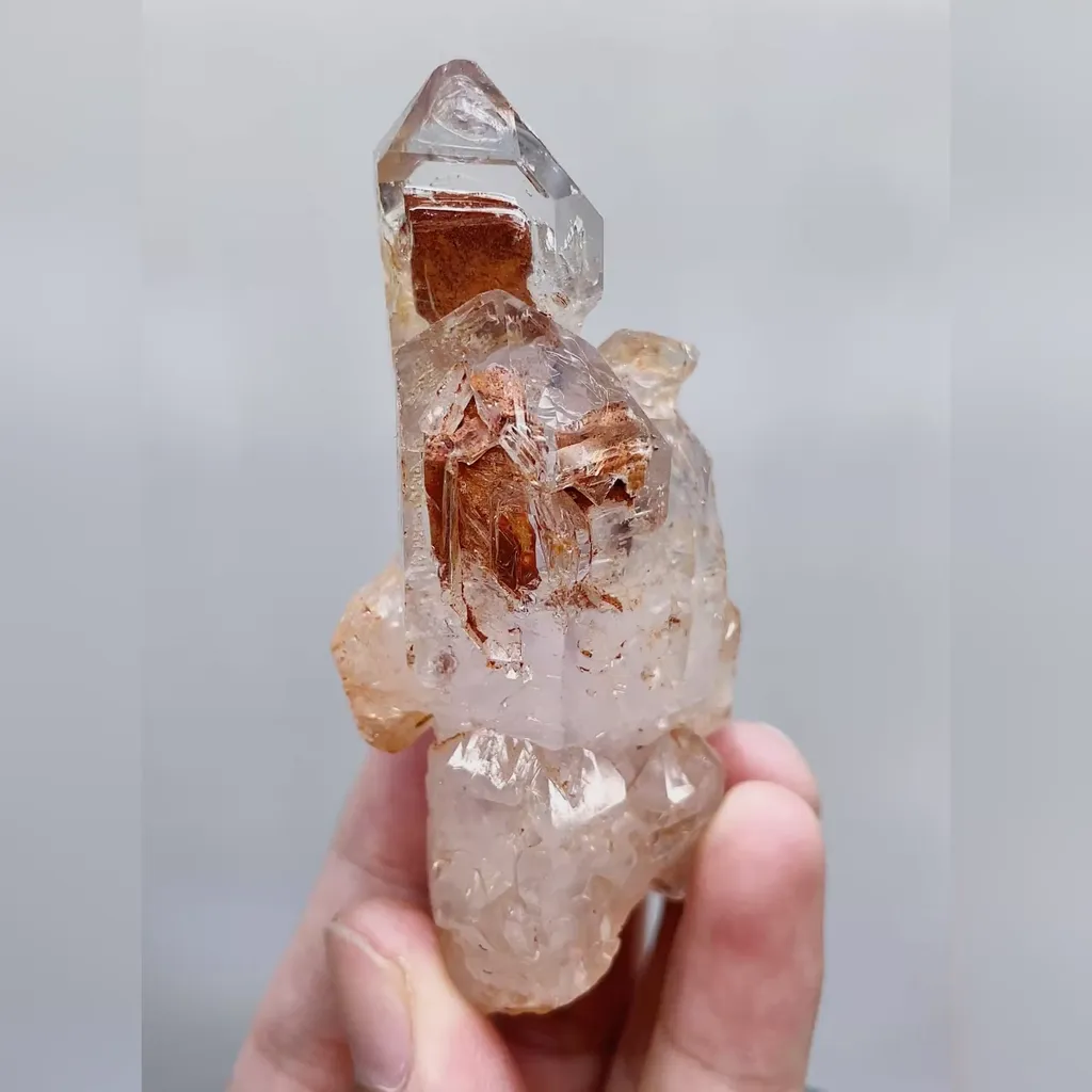 Natural Skeleton Quartz comes from Madagascar 35*80*25MM - image 6
