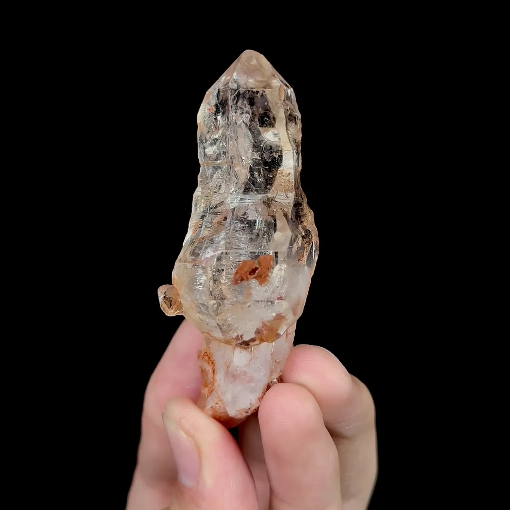 Natural Skeleton Quartz, Mineral Specimen: Madagascar (25*25*70MM) - image 2