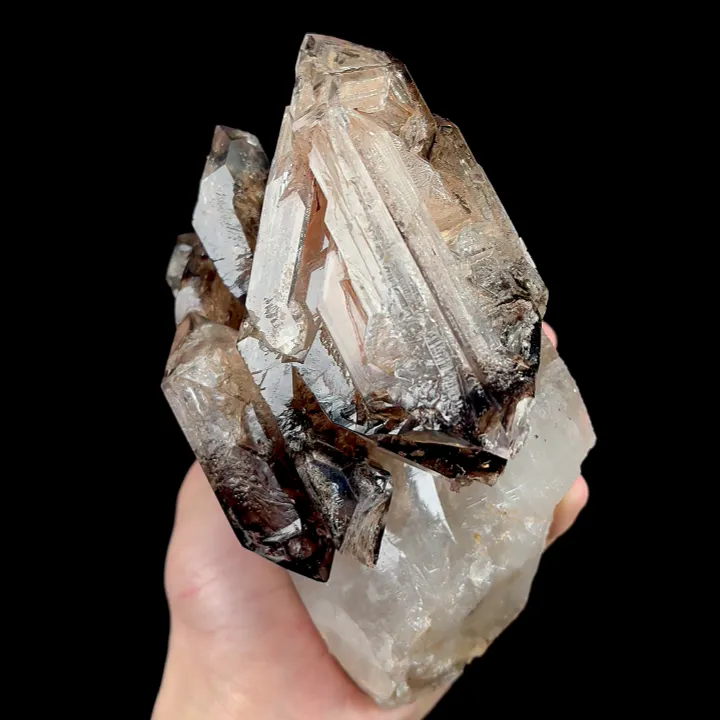 Natural Skeleton Quartz, Mineral Specimen:Madagascar (100*170*125MM) - image 2