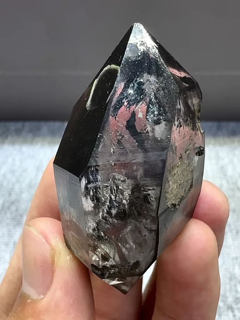 Natural Smoky Quartz Double-pointed Tower comes from Yunnan 50*30*20MM - image 4