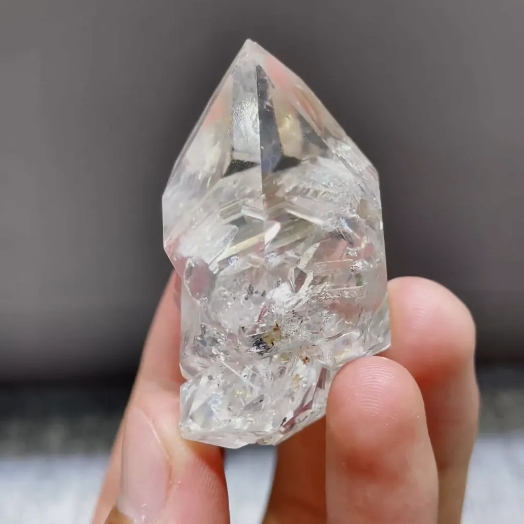 Natural Sparkle Diamonds comes from Yunnan,China 45*40*30MM - image 2