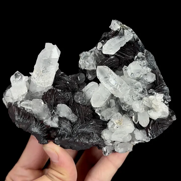 Natural Specularite and Clear Quartz Cluster, Mineral Specimen: Jinlong,Guangdong (125*95*40MM) - image 4