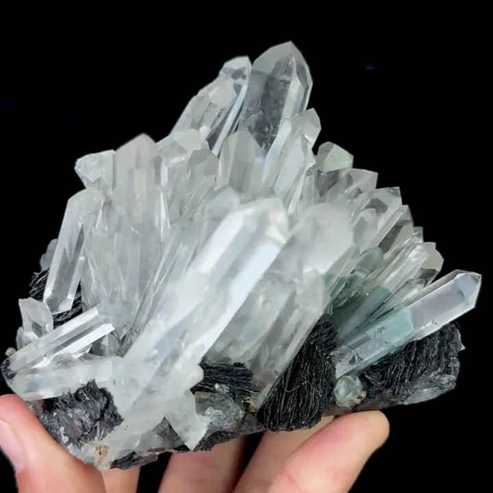 Natural Specularite and Clear Quartz Cluster, Mineral Specimen: Jinlong,Guangdong (95*80*70MM) - image 3