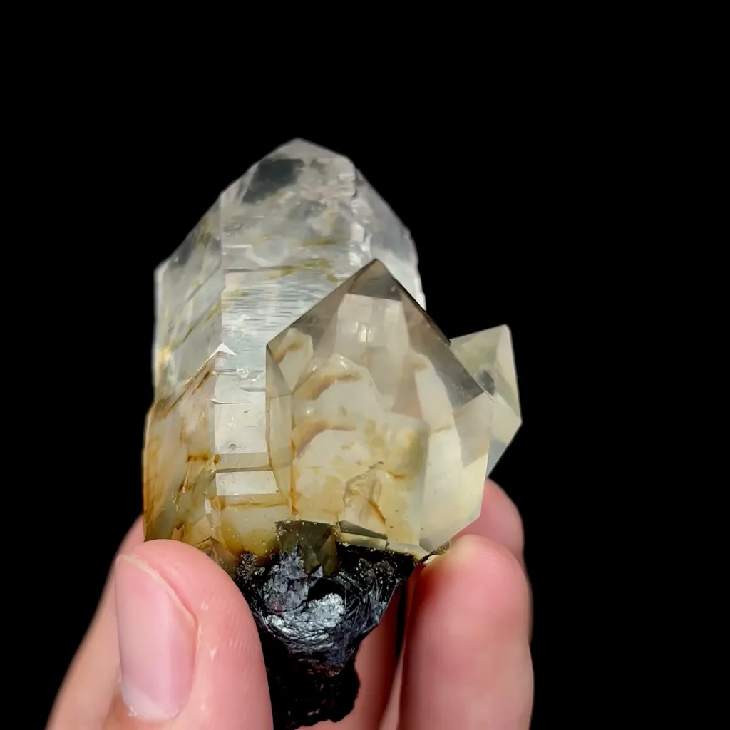 Natural Specularite and Quartz Cluster Mineral Specimen,High Quality Specimen,JINLONG,GUANGDONG,CHINA(50*35*75mm) - image 3