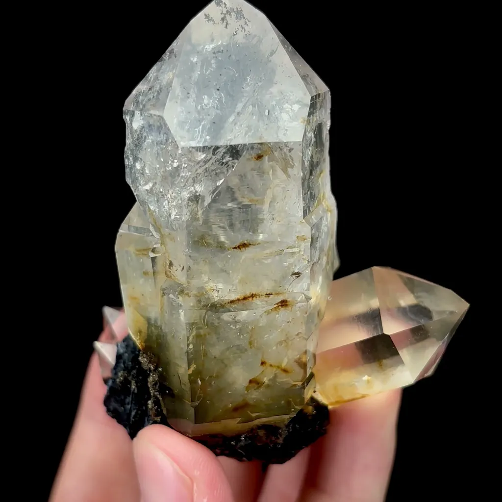 Natural Specularite and Quartz Cluster Mineral Specimen,High Quality Specimen,JINLONG,GUANGDONG,CHINA(50*35*75mm) - image 4