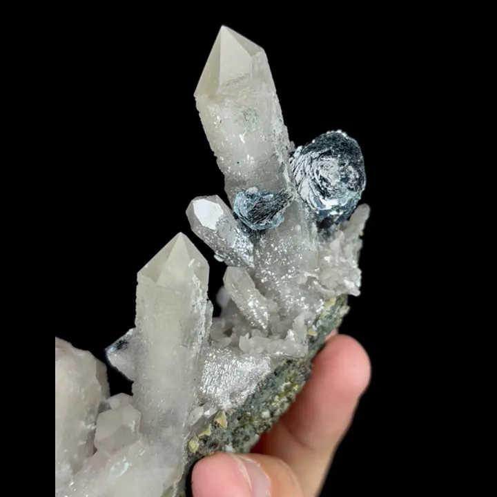Natural Specularite and Quartz Cluster, Mineral Specimen:Huanggangliang,Inner Mongolia (100*85*40MM) - image 3