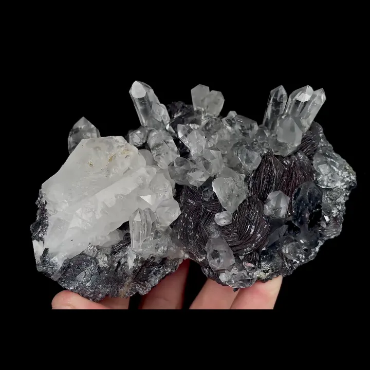 Natural Specularite and Quartz, Mineral Specimen: Inner Mongolia,China (110*70*45MM) - image 3