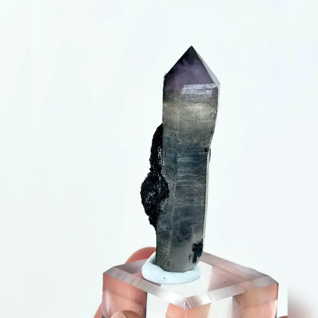 Natural Specularite and Quartz, Mineral Specimen: Inner Mongolia,China (15*50*15MM) - image 2