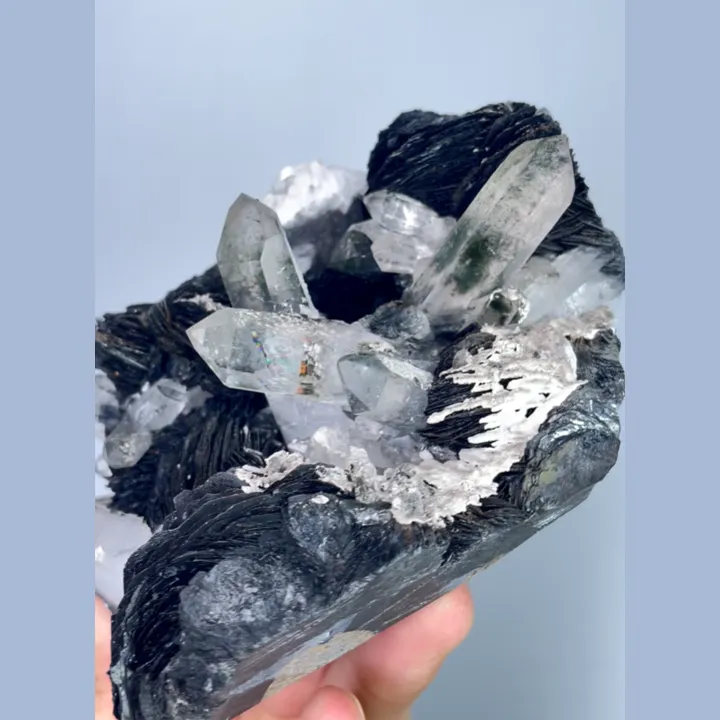 Natural Specularite and Quartz, Mineral Specimen:Jinlong,Guangdong (85*110*55MM) - image 3