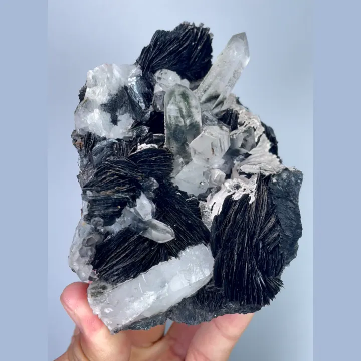 Natural Specularite and Quartz, Mineral Specimen:Jinlong,Guangdong (85*110*55MM) image