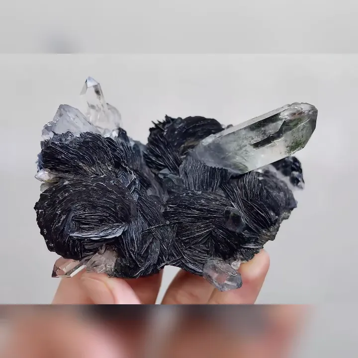 Natural Specularite & Quartz, Mineral Specimen: Inner Mongolia,China (100*65*60MM) - image 7