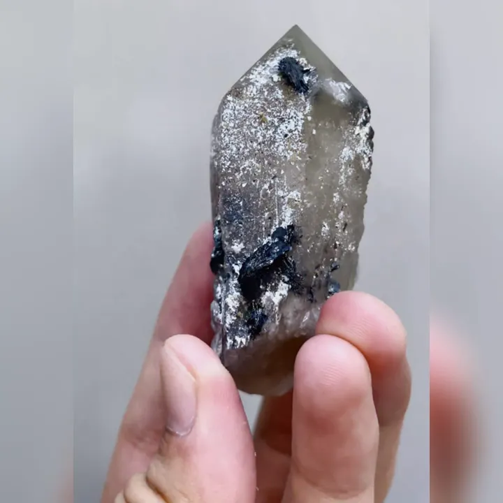 Natural Specularite & Quartz, Mineral Specimen:Inner Mongolia,China (35*70*25mm) - image 3