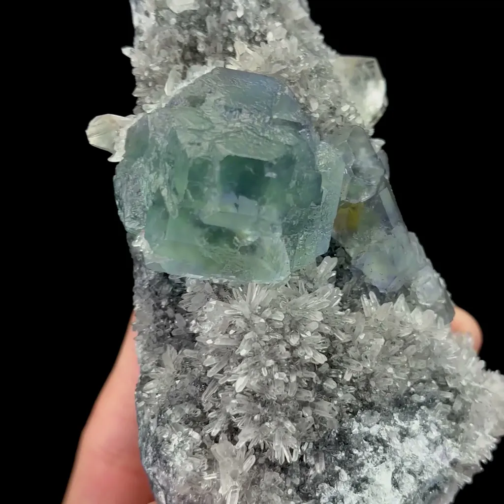 Natural Spherical Blue Green Fluorite Mineral Specimen,High Quality Specimen,FUJIAN,CHINA(67*46*120mm) - image 3