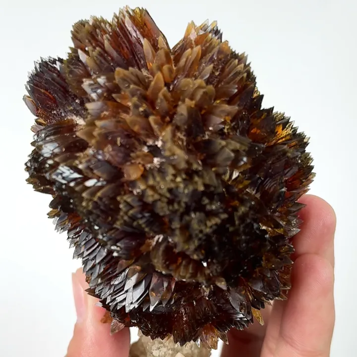 Natural Spherical Calcite, Mineral Specimen:Yunnan,China (65*140*60MM) - image 6