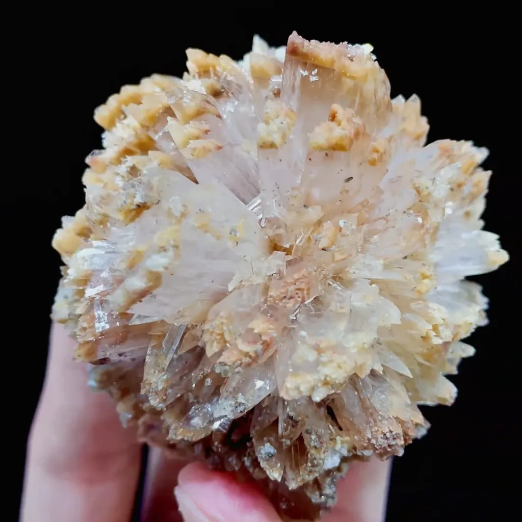 Natural Spherical Gypsum comes from Guizhou,China 60*65*65MM - image 4
