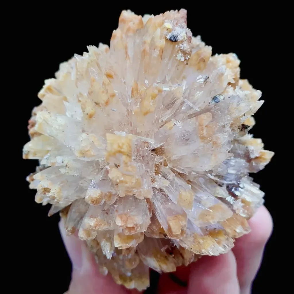 Natural Spherical Gypsum comes from Guizhou,China 60*65*65MM image