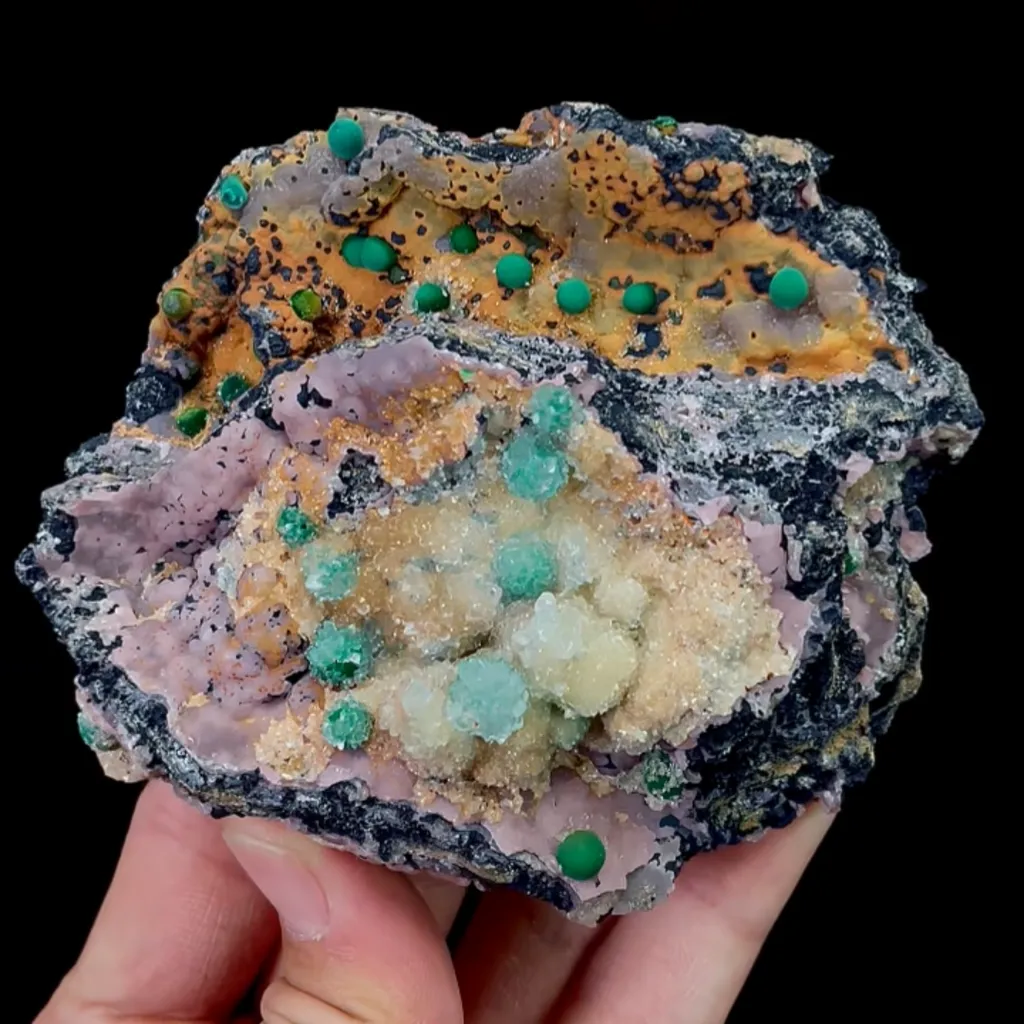 Natural Spherical Malachite, Mineral Specimen: Congo, Africa (95*80*40MM) - image 4