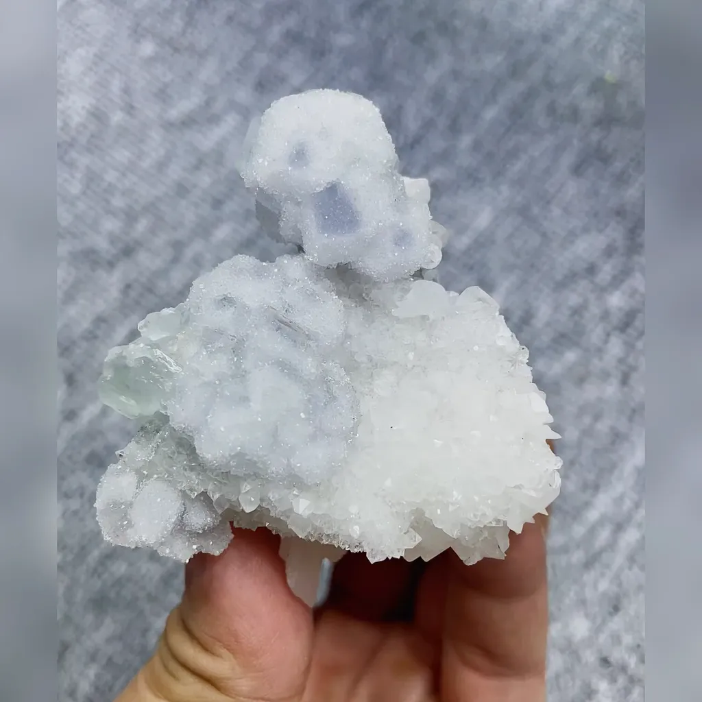 Natural Sugar Fluorite and Quartz Symbiosis comes from Fujian,China 60*55*30MM - image 3