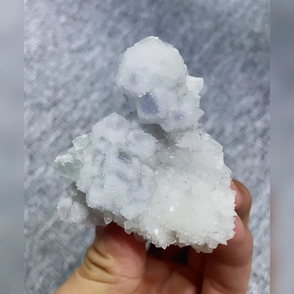 Natural Sugar Fluorite and Quartz Symbiosis comes from Fujian,China 60*55*30MM - image 4