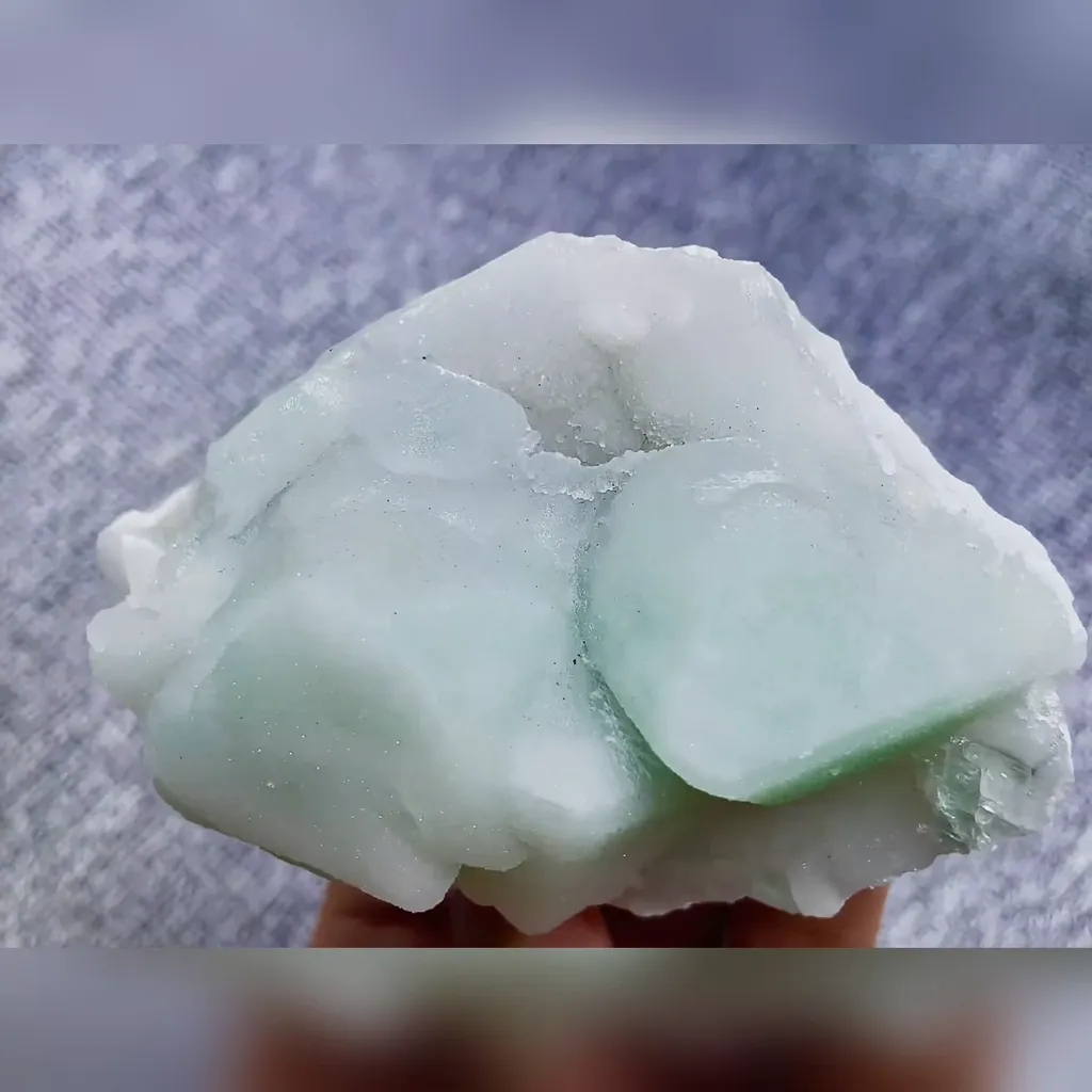 Natural Sugar Fluorite comes from Fujian,China 110*75*50MM - image 3