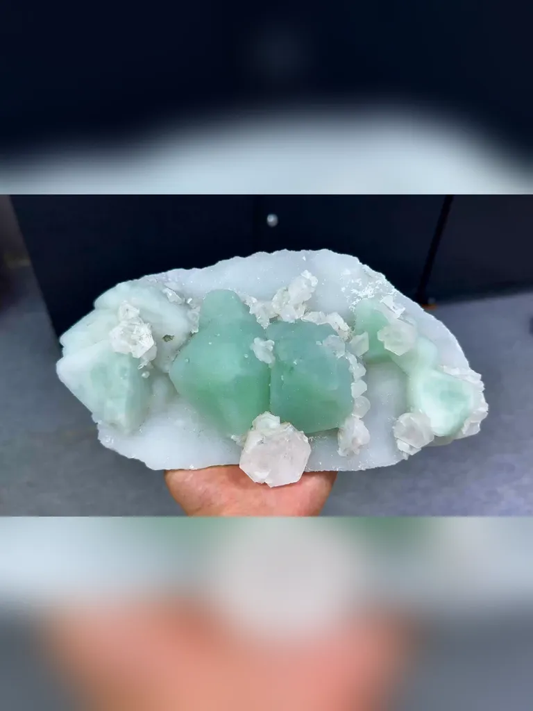 Natural Sugar Fluorite comes from Fujian,China 230*140*60MM image
