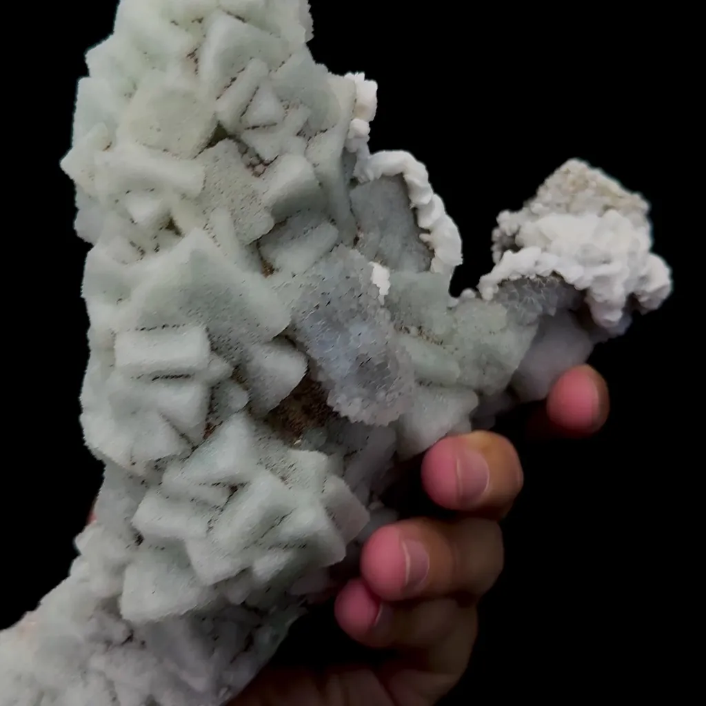 Natural Sugar Fluorite Mineral Specimen,High Quality Specimen,FUJIAN,CHINA(200*86*130mm) - image 3