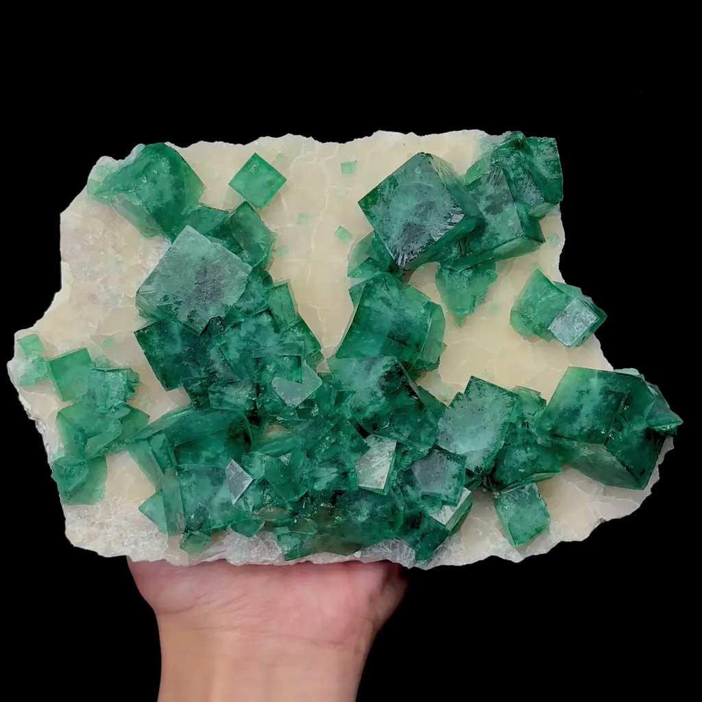 Natural Sunlight Fluorite Mineral Specimen,High Quality Specimen,MADAGASCAR(220*140*65mm) - image 4