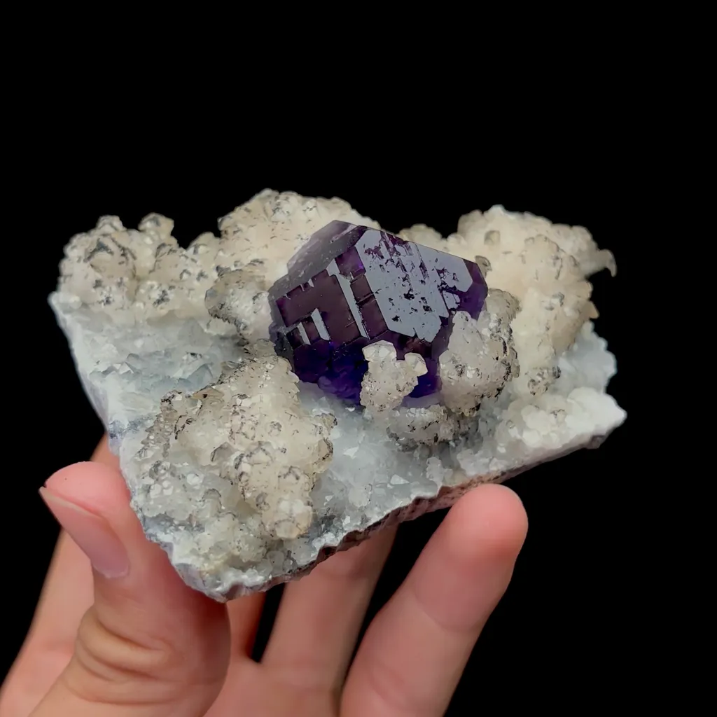 Natural Tanzanite Fluorite and Calcite Mineral Specimen,High Quality Specimen,QUANZHOU,FUJIAN,CHINA(94*69*43mm) - image 4