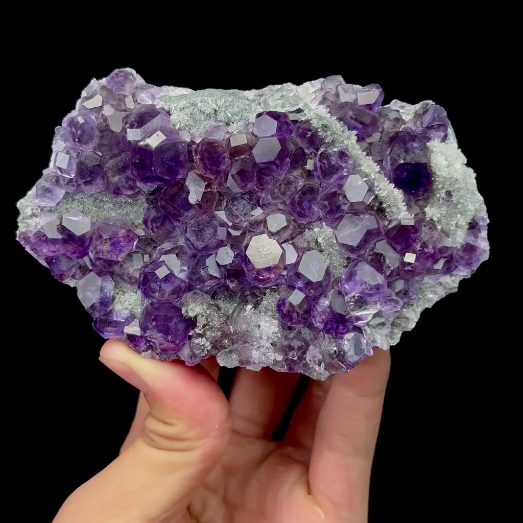 Natural Tanzanite Fluorite and Crystal Mineral Specimen,High Quality Specimen,QUANZHOU,FUJIAN,CHINA(115*70*30mm) image