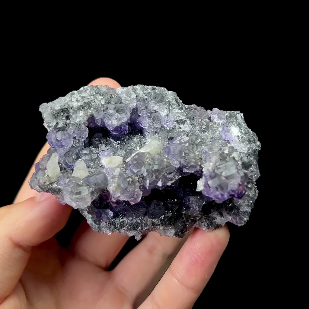 Natural Tanzanite Fluorite and Quartz Mineral Specimen,High Quality Specimen,FUJIAN,CHINA(75*55*40mm) - image 3