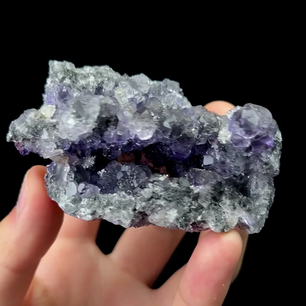 Natural Tanzanite Fluorite and Quartz Mineral Specimen,High Quality Specimen,FUJIAN,CHINA(75*55*40mm) - image 2