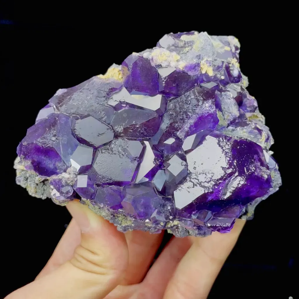 Natural Tanzanite Fluorite comes from Fujian,China 100*75*45MM - image 2