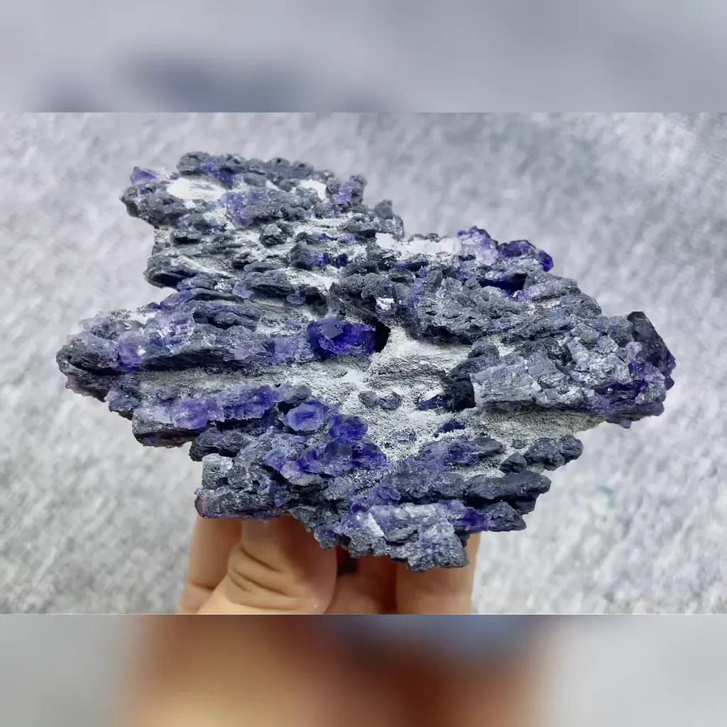 Natural Tanzanite Fluorite comes from Fujian,China 110*75*40MM - image 5