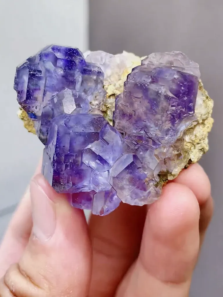 Natural Tanzanite Fluorite comes from Fujian,China 47*40*22MM - image 4