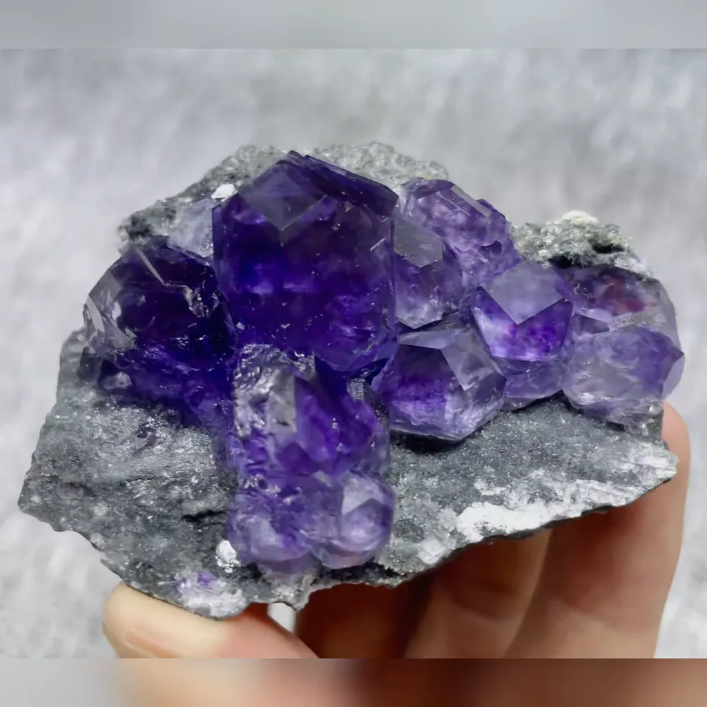 Natural Tanzanite Fluorite comes from Fujian,China 60*50*25MM - image 3