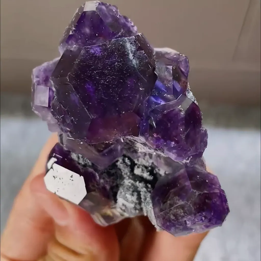 Natural Tanzanite Fluorite comes from Fujian,China 60*55*35MM - image 4