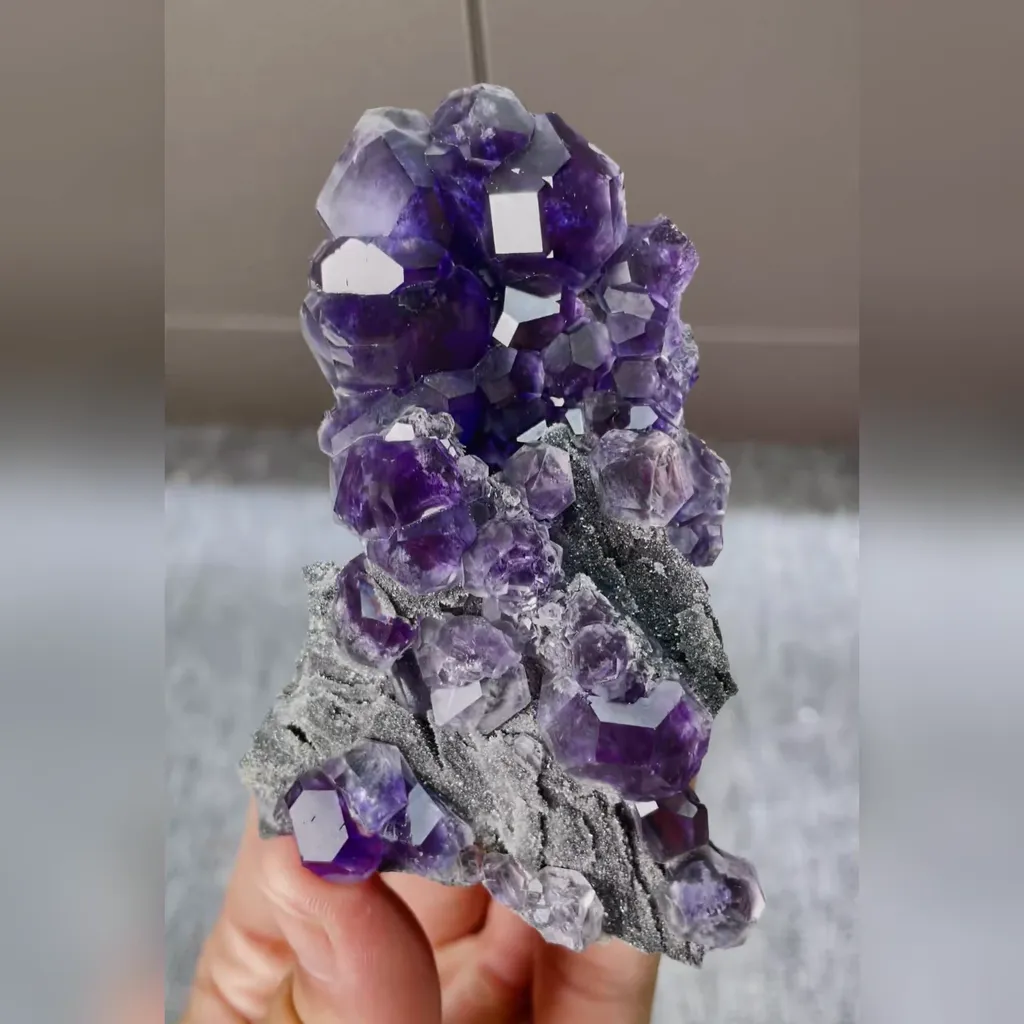 Natural Tanzanite Fluorite comes from Fujian,China 60*90*15MM image