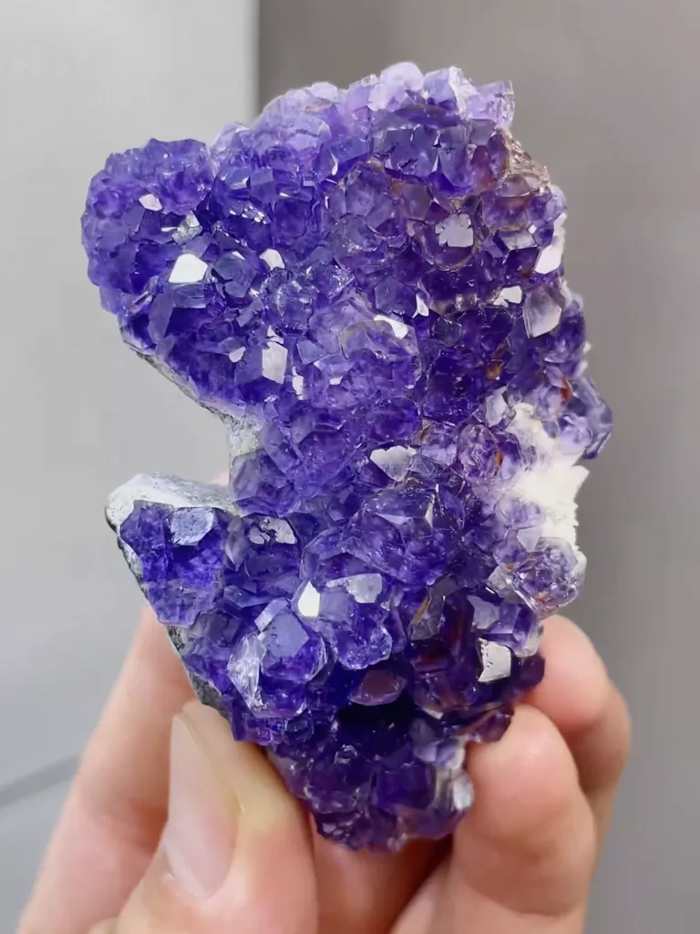 Natural  Tanzanite Fluorite comes from Fujian,China  65*40*30MM - image 4