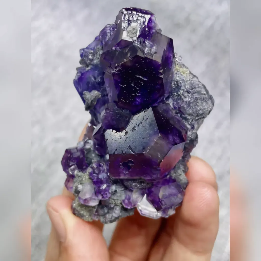 Natural Tanzanite Fluorite comes from Fujian,China 70*45*20MM - image 4