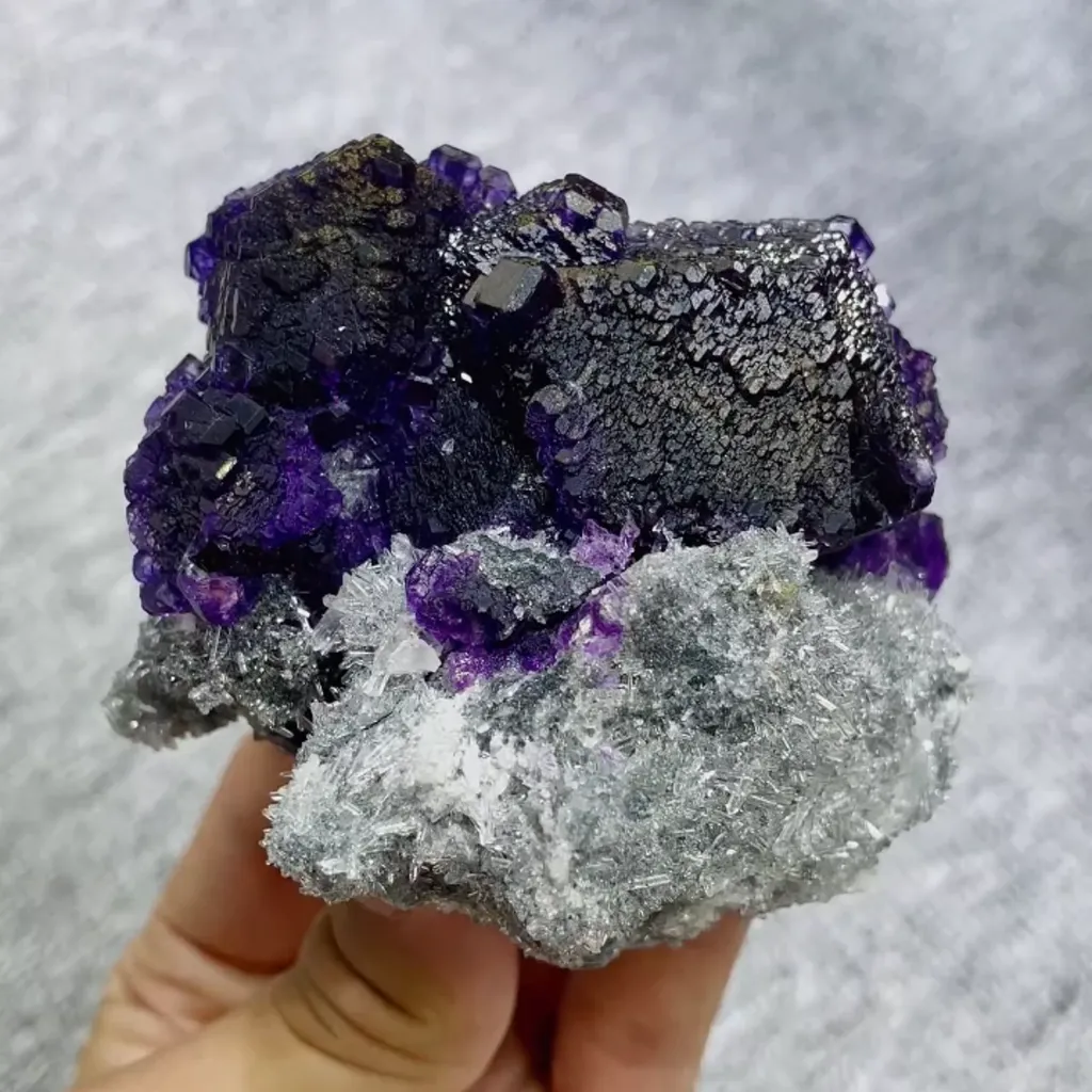 Natural Tanzanite Fluorite comes from Fujian,China 80*65*60MM image