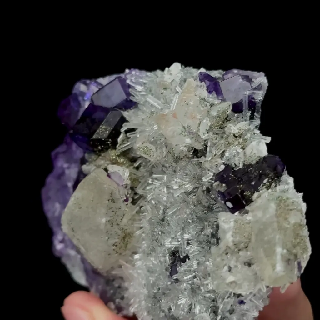 Natural Tanzanite Fluorite Crystal and Calcite Mineral Specimen,High Quality Specimen,FUJIAN,CHINA(90*60*28mm) - image 3