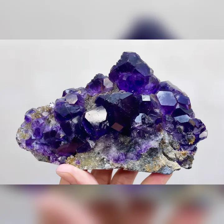 Natural Tanzanite Fluorite, Mineral Specimen: Fujian,China (140*85*60MM) image