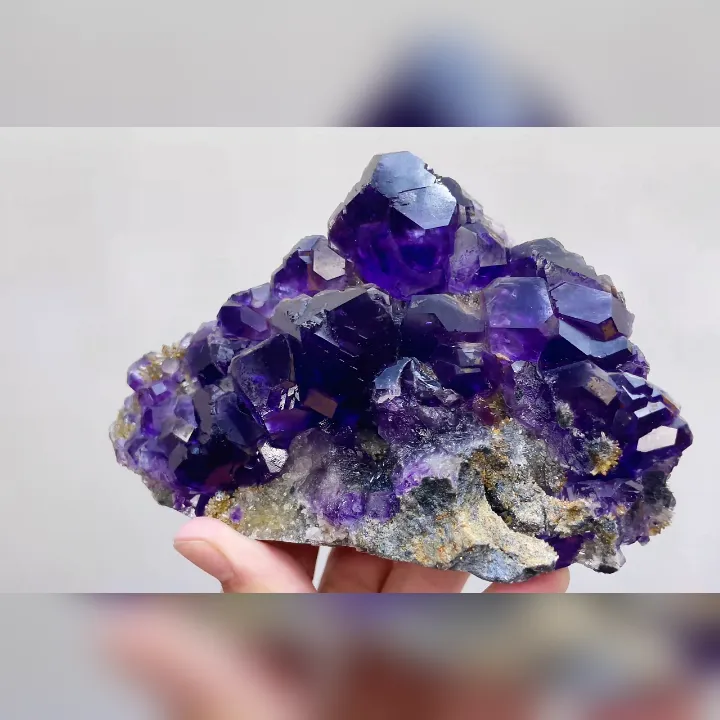 Natural Tanzanite Fluorite, Mineral Specimen: Fujian,China (140*85*60MM) - image 2