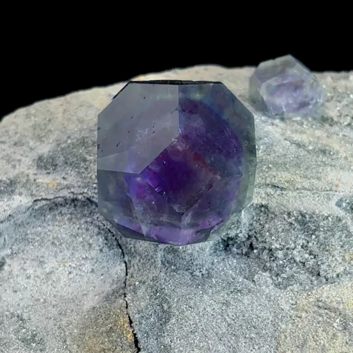 Natural Tanzanite Fluorite, Mineral Specimen:Fujian,China (105*90*55MM) - image 2