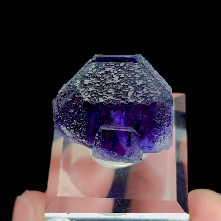Natural Tanzanite Fluorite, Mineral Specimen:Fujian,China (20*20*20MM) image
