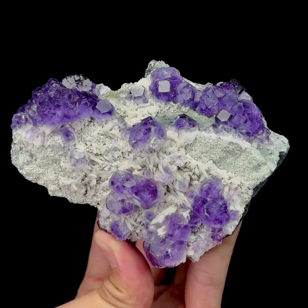 Natural Tanzanite Fluorite Mineral Specimen,High Quality Specimen,FUJIAN,CHINA(102*82*35mm) image