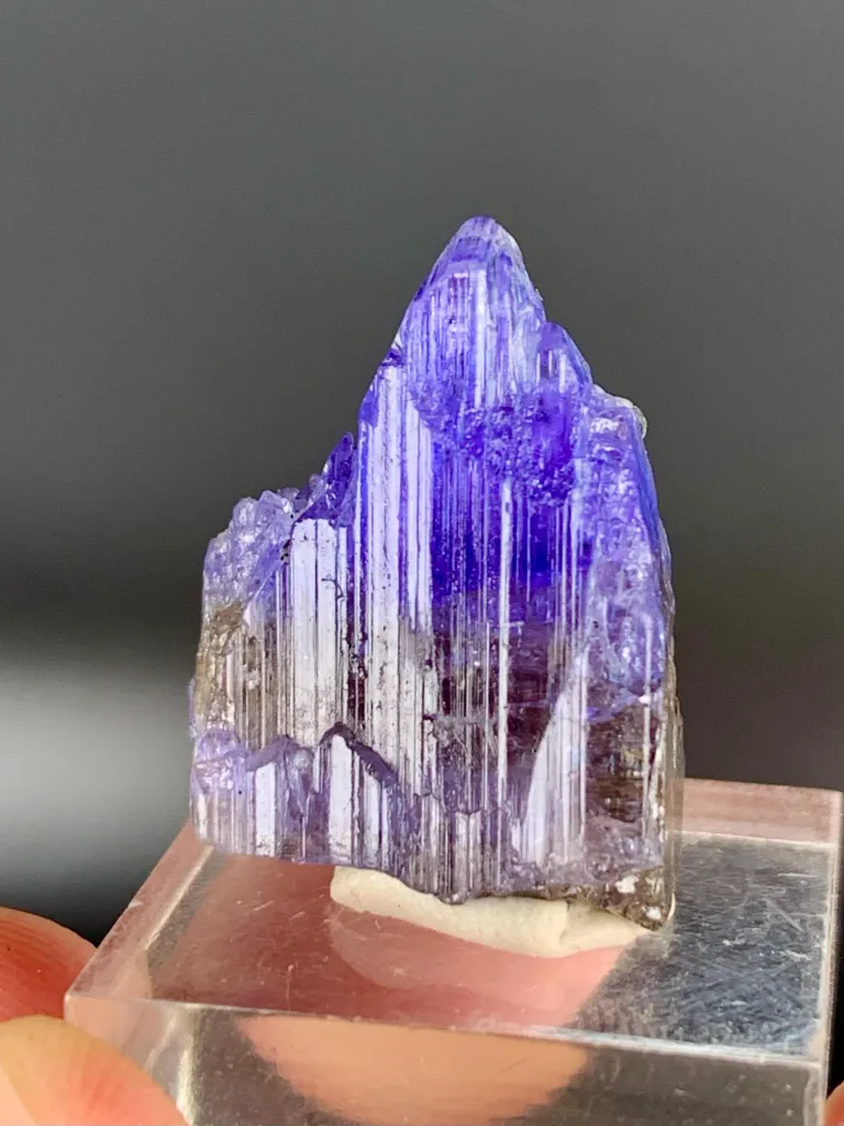 Natural Termanited Rare Bule Tanzanite Crystal, Raw Tanzanite Gemstone - image 6