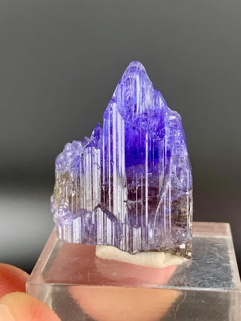 Natural Termanited Rare Bule Tanzanite Crystal, Raw Tanzanite Gemstone - image 3