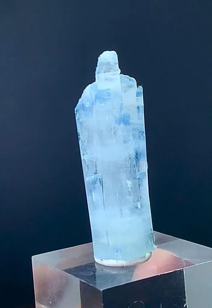 Natural Terminated Aquamarine Crystal Cluster, Aquamarine Specimen, Aquamarine Raw Aquamarine, Minerals Specimen From Shigar Pakistan - image 4