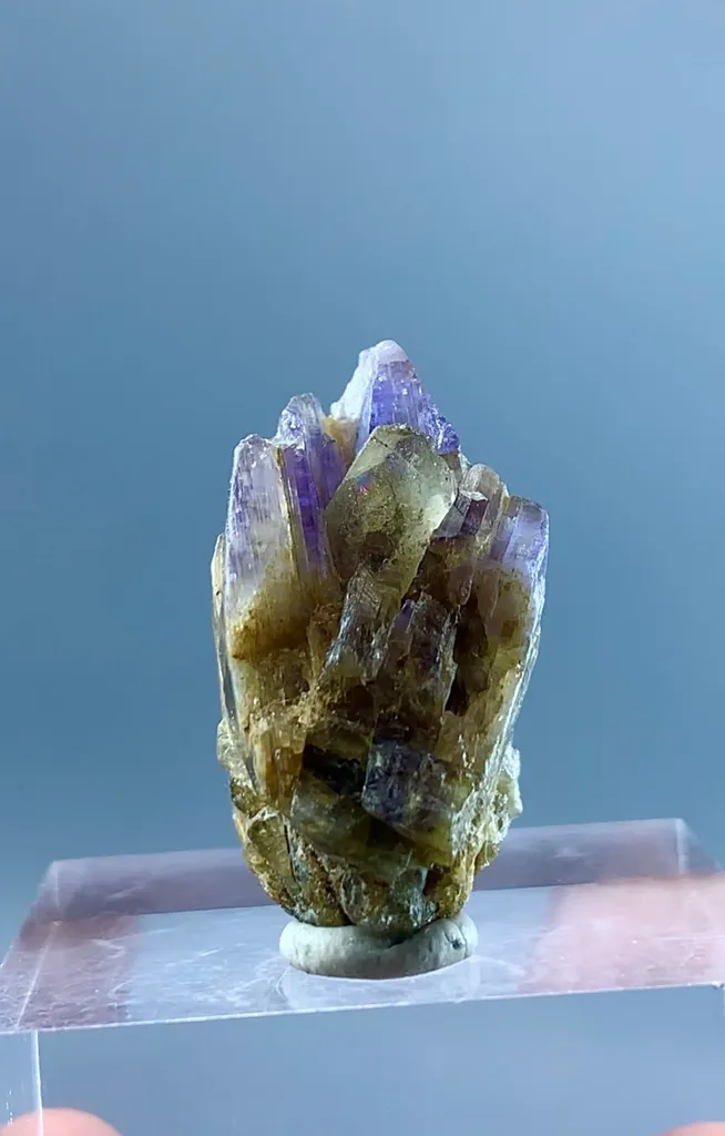Natural Terminated Bi Color Tanzanite Cluster, Tanzanite Specimen, Raw Tanzanite, Minerals Specimen From Tanzania image